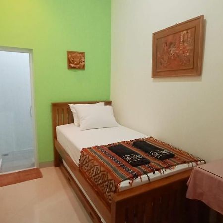 The Cabin Hotel Ambasador Yogyakarta Exterior foto